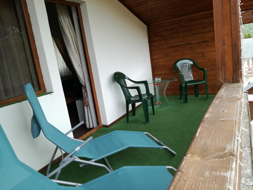 New Aosta Garden Hotel Sinaia Bagian luar foto