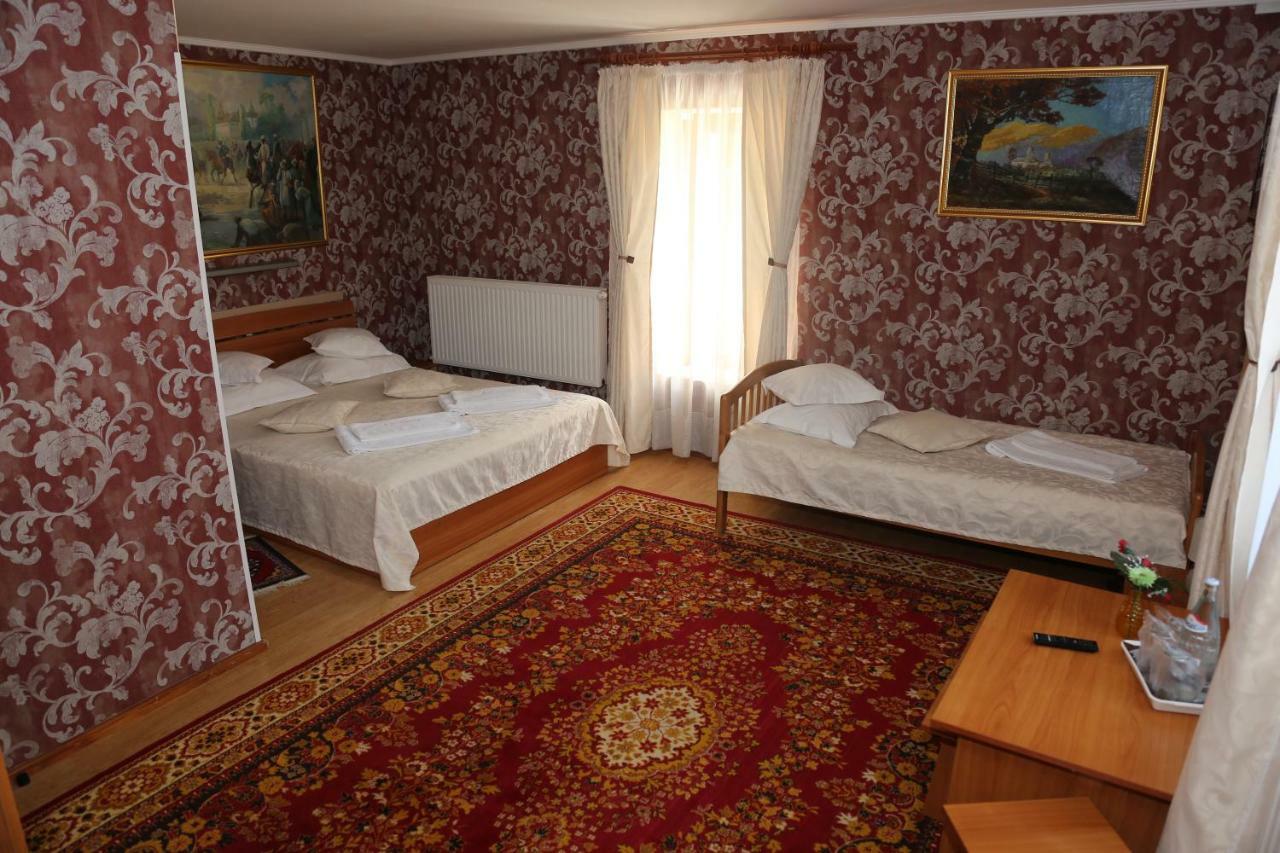 New Aosta Garden Hotel Sinaia Bagian luar foto