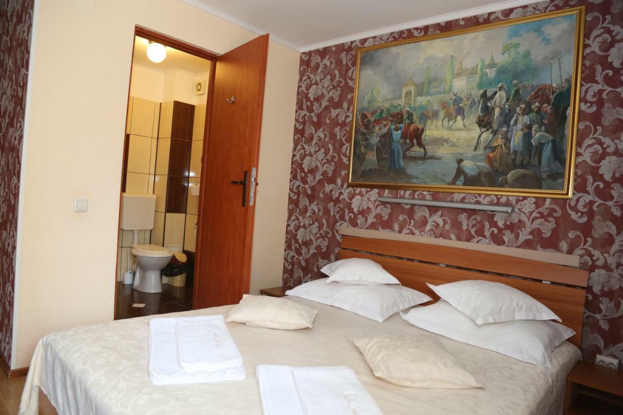 New Aosta Garden Hotel Sinaia Bagian luar foto