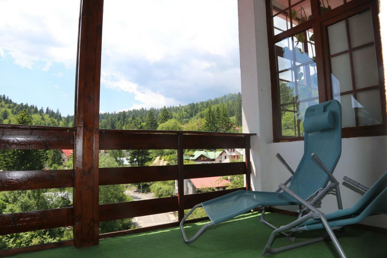 New Aosta Garden Hotel Sinaia Bagian luar foto